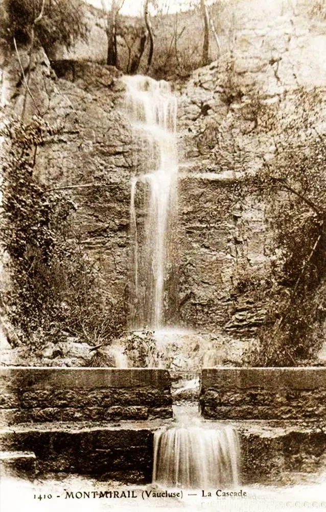 Dentelles de Montmirail cascade Lafare