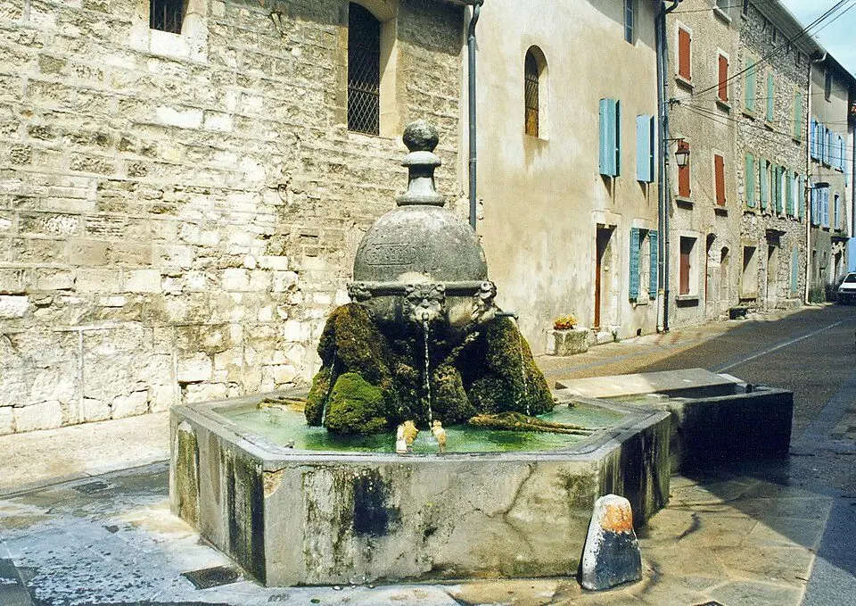 Fontaine Saint-Didier Vaucluse