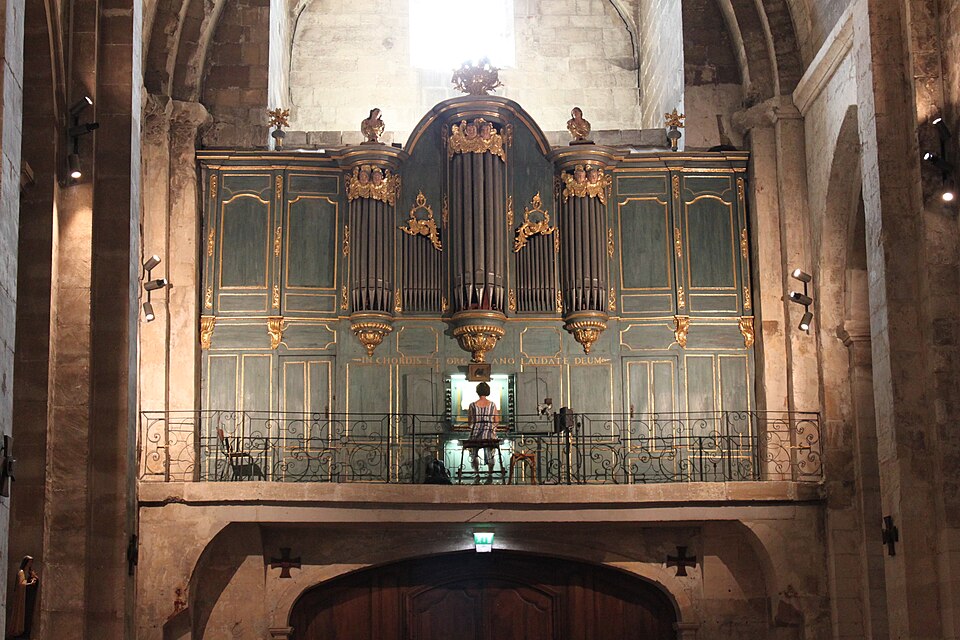 Pernes-les-Fontaines, Vaucluse